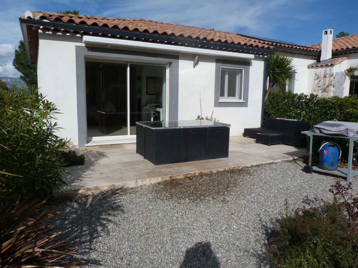 Les Cigales Appartement Alleins Buitenkant foto